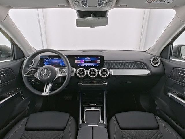 Mercedes-Benz EQB 300 4MATIC