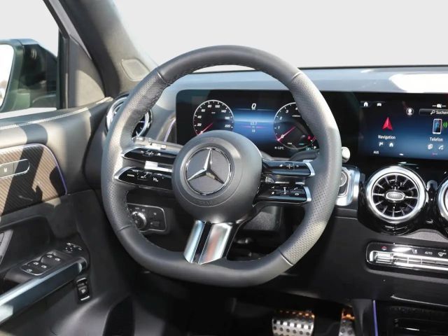 Mercedes-Benz GLB 200 AMG Line