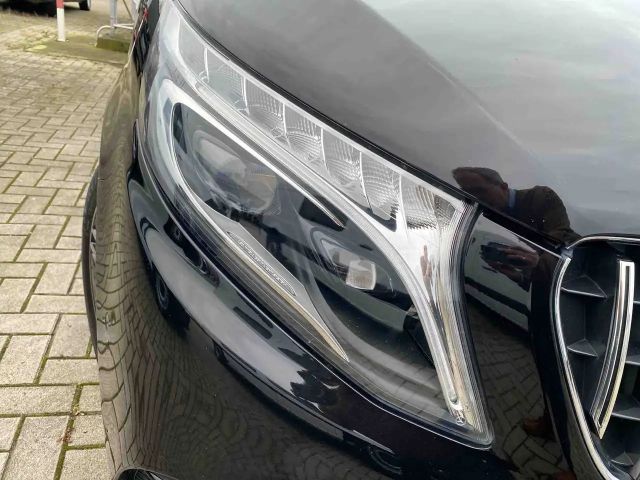 Mercedes-Benz V 300 AMG Line Limousine Lang
