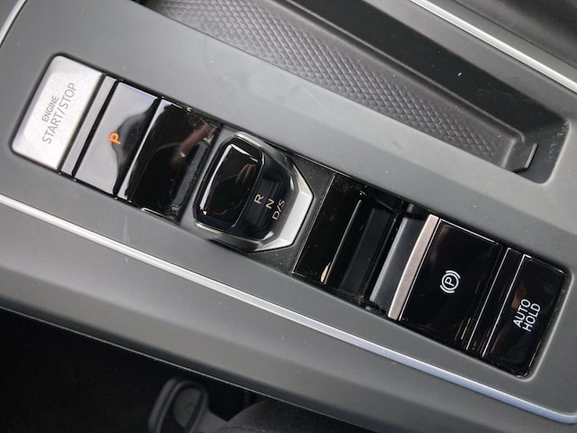 Volkswagen Golf 2.0 TDI DSG Life