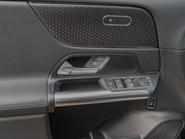 Mercedes-Benz GLA 180 Progressive