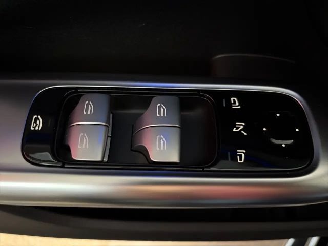 Mercedes-Benz C 300 AMG Line C 300 d Estate