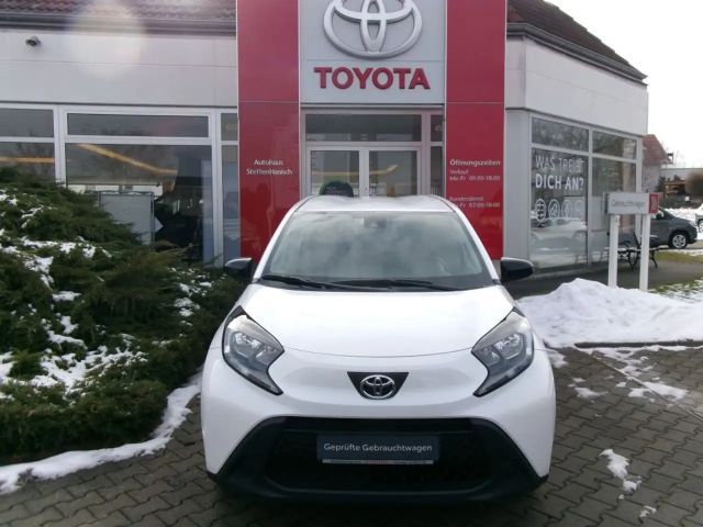 Toyota Aygo X Hatchback Play X-play