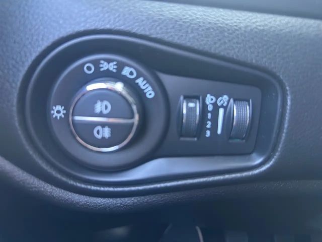 Jeep Renegade Night Eagle