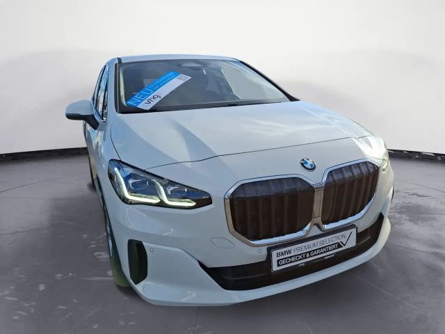 BMW 216 DCT