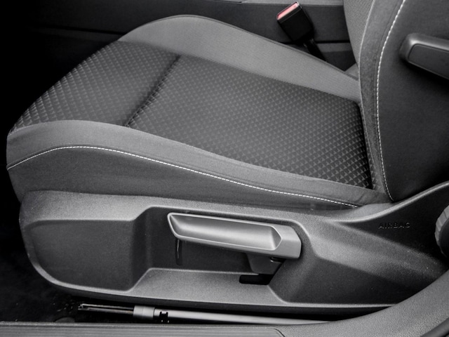 Volkswagen Golf 1.5 TSI Golf VIII Pro