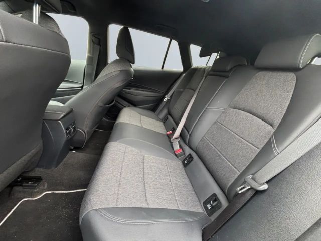 Toyota Corolla Hybride Team D