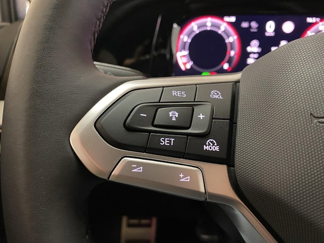 Volkswagen Golf 1.5 eTSI BMT DSG Golf VIII