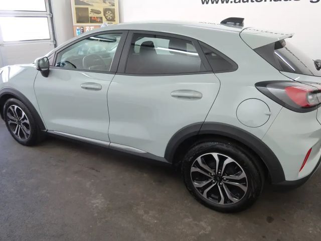 Ford Puma EcoBoost Titanium