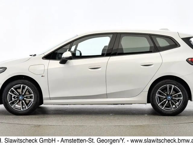 BMW 225 Sedan xDrive