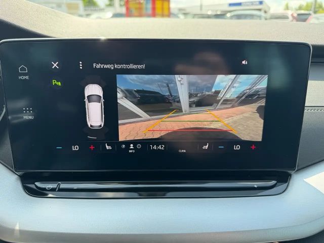 Skoda Octavia 1.5 TSI Ambition Clever Combi