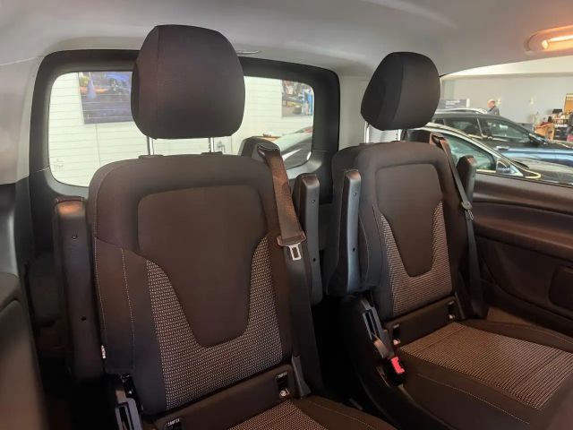 Mercedes-Benz V 220 Limousine Lang V 220 d