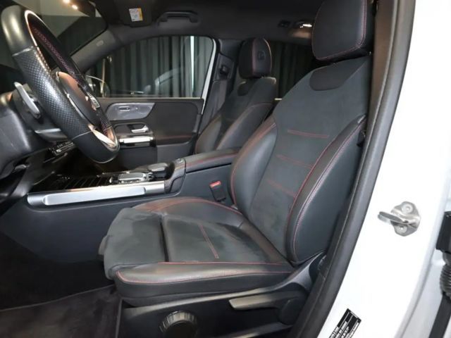 Mercedes-Benz GLB 200 AMG Line