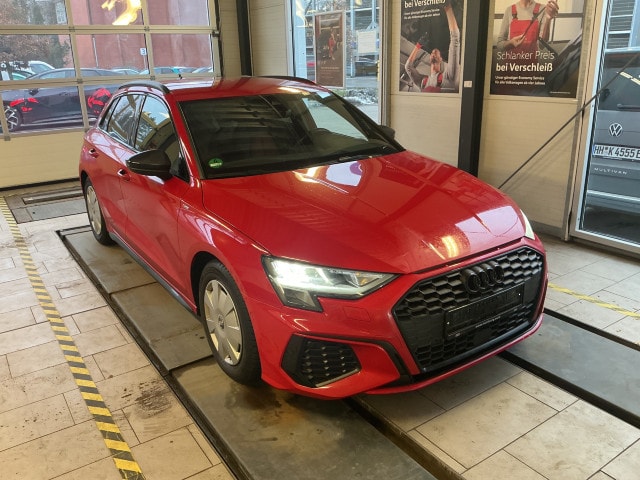 Audi A3 35 TFSI S-Line S-Tronic Sportback