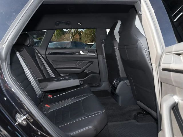 Volkswagen Arteon R-Line eHybrid