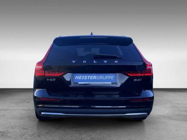 Volvo V60 Cross Country AWD Plus