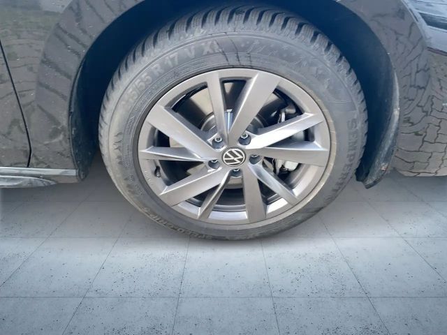 Volkswagen Passat DSG R-Line eHybrid