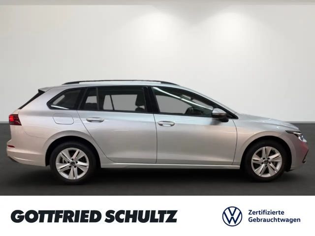 Volkswagen Golf 1.5 eTSI DSG Life