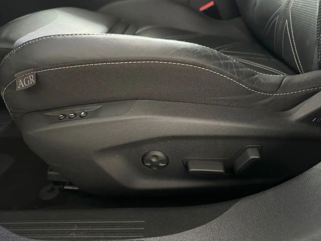 Opel Astra Sports Tourer Turbo Ultimate