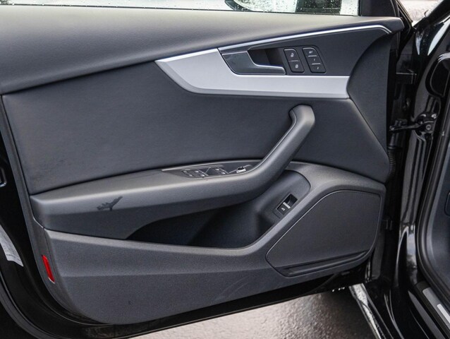 Audi A4 35 TFSI Avant S-Tronic