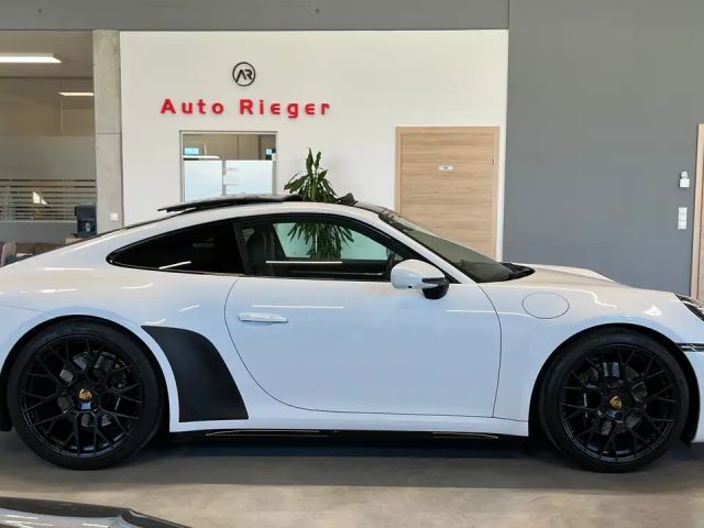 Porsche 911 4S Carrera Coupé