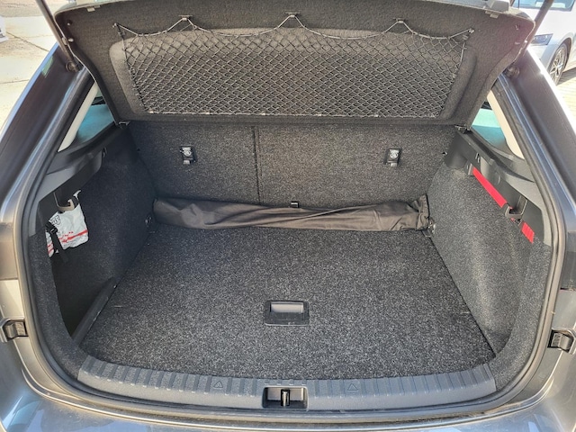 Skoda Scala 16"LM 2AC+ Navi behFS 4PDC SunSet FSE