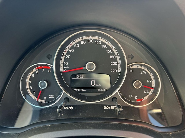 Volkswagen up! 1.0 TSI GTI