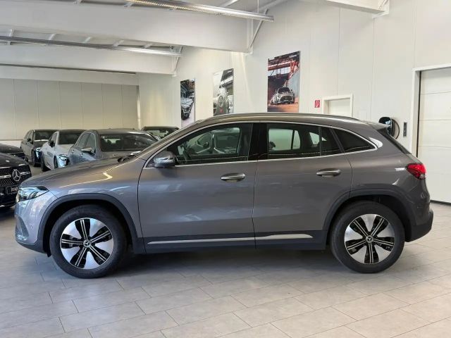 Mercedes-Benz EQA 300 4MATIC Advanced