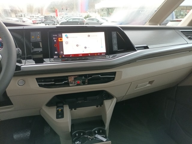 Volkswagen Multivan 2.0 TDI Lang Life T7