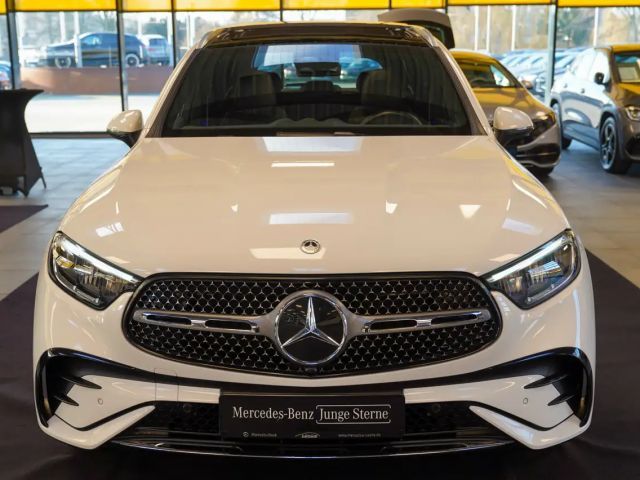 Mercedes-Benz GLC 220 4MATIC AMG Line GLC 220 d