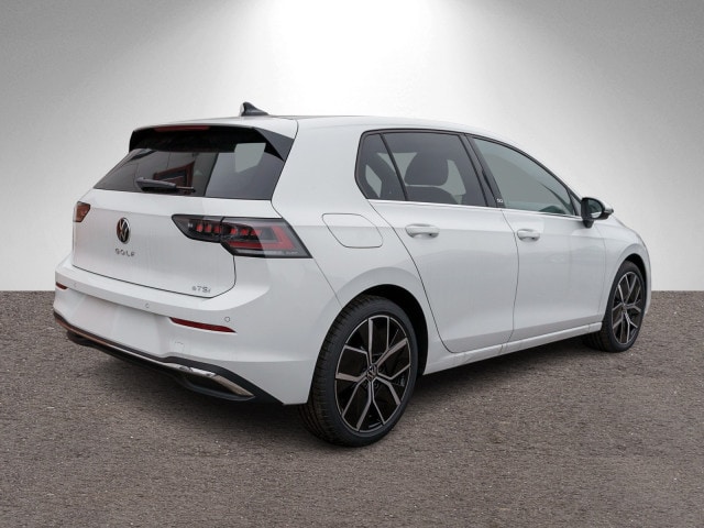 Volkswagen Golf 1.5 eTSI DSG