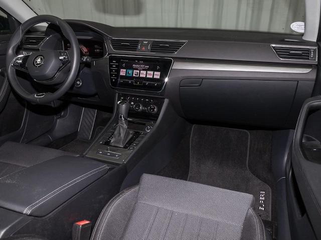 Skoda Superb 2.0 TDI Combi Style Style