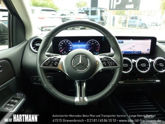 Mercedes-Benz B 180 Progressive Sedan