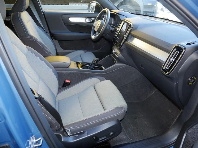 Volvo XC40 Dark Plus