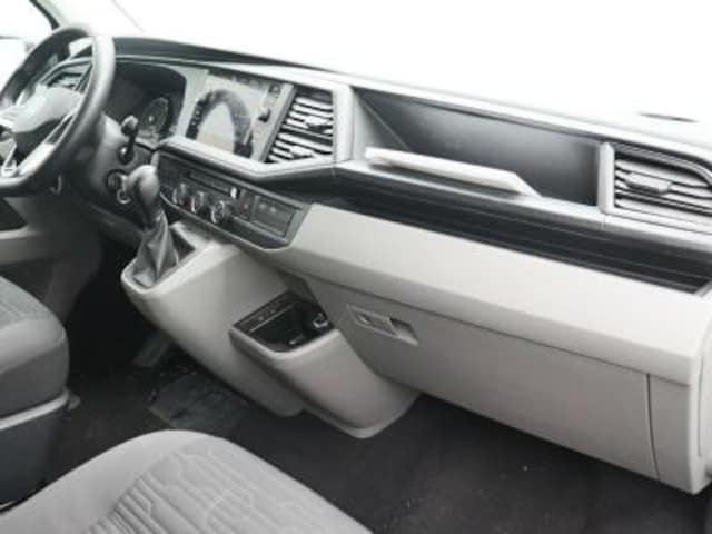 Volkswagen Caravelle 2.0 TDI Comfortline DSG T6