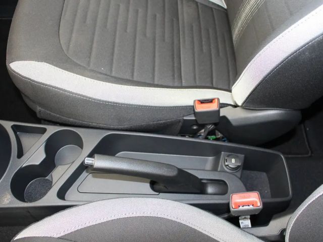 Hyundai i10 1.0 2WD Trend