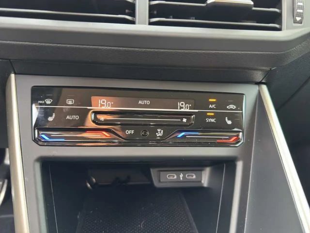 Volkswagen Polo Move