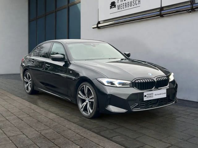 BMW 320 320d M-Sport Sedan xDrive