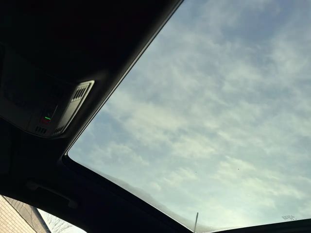 Skoda Superb 2.0 TSI 4x4 Combi Sportline