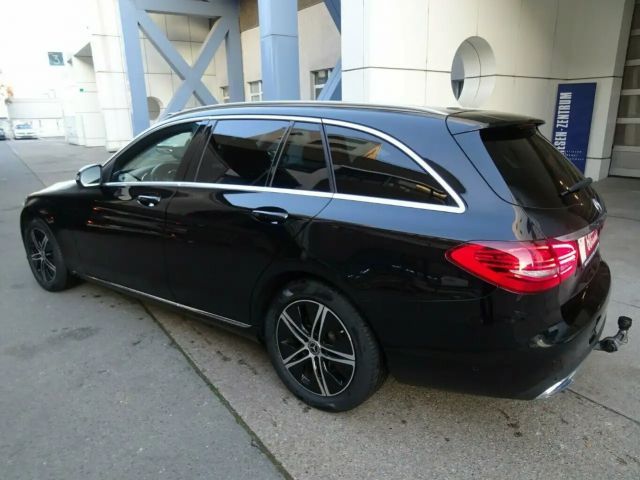 Mercedes-Benz C 220 AVANTGARDE C 220 d Estate