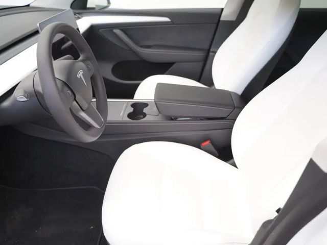 Tesla Model Y Performance