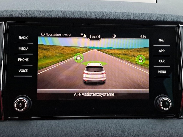 Skoda Karoq 1.5 TSI Tour