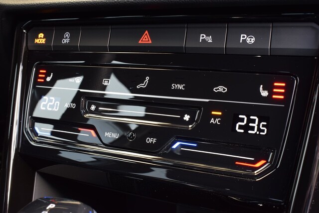 Volkswagen T-Roc 1.5 TSI DSG R-Line