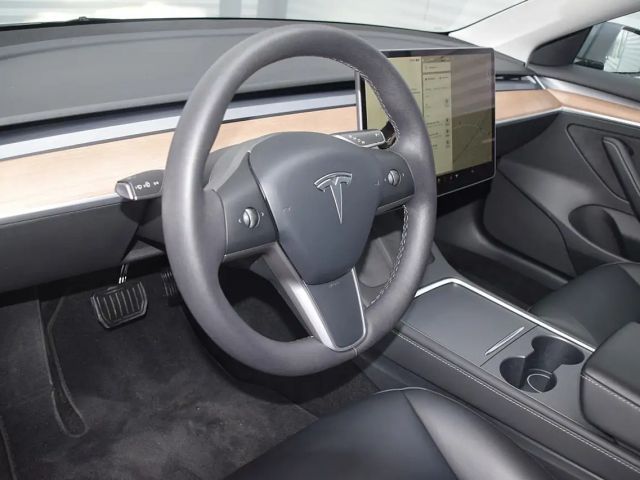 Tesla Model 3 AWD Long Range