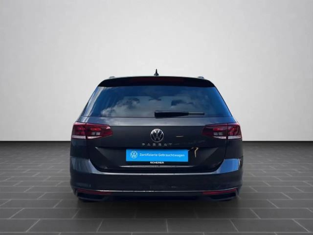 Volkswagen Passat 1.5 TSI Business DSG Variant