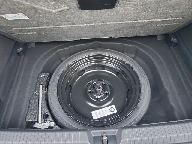 Volkswagen Golf 1.5 TSI Plus