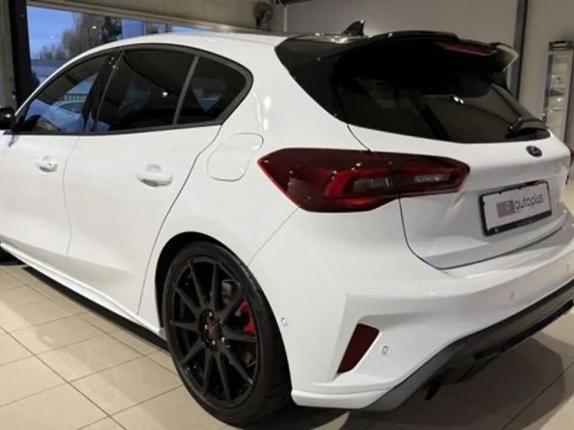 Ford Focus ST Line