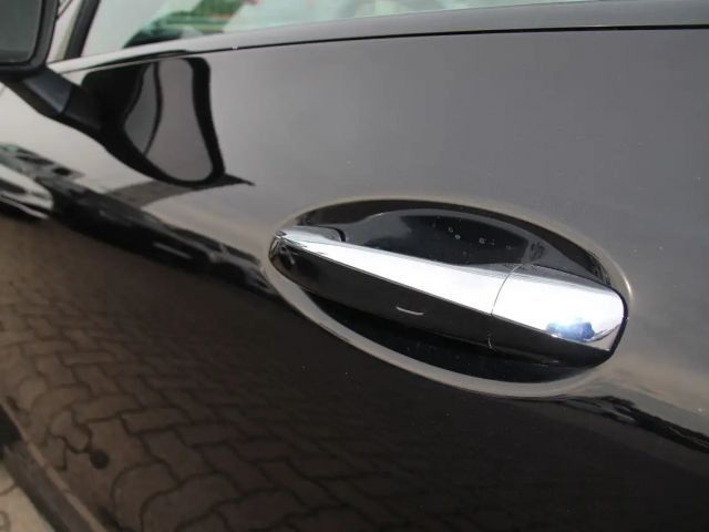 Mercedes-Benz CLA 200 AMG Line