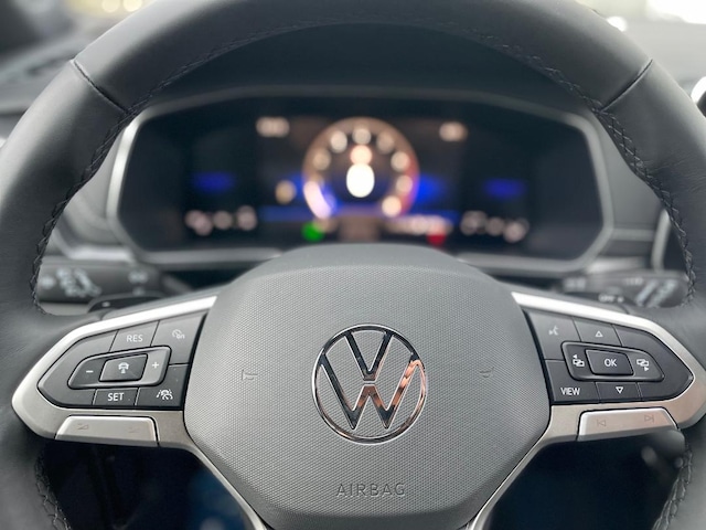 Volkswagen T-Cross T-CROSS 1.5  R-L  B 110 TSID7F