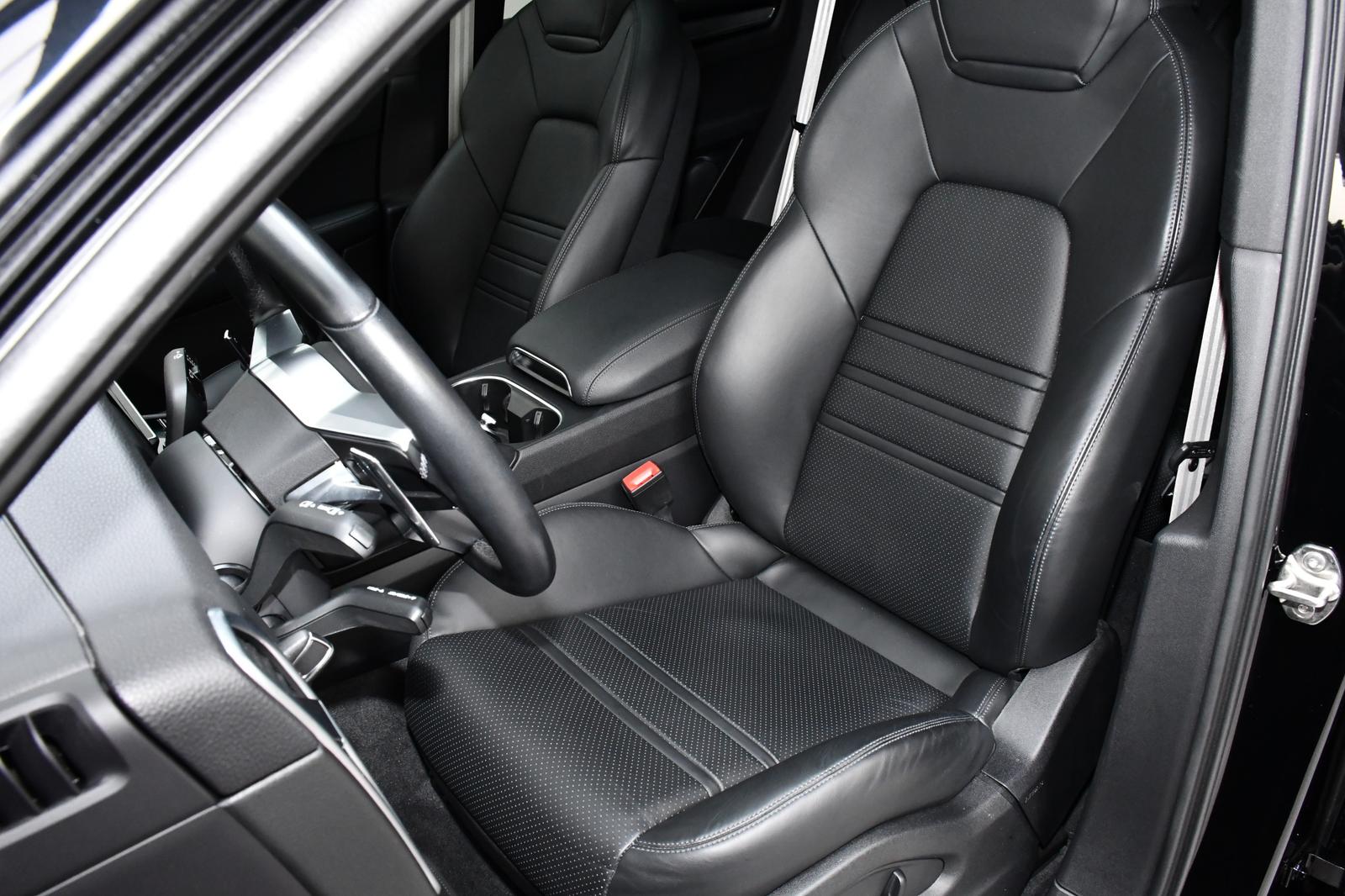 Porsche Cayenne Coupé Platinum Edition